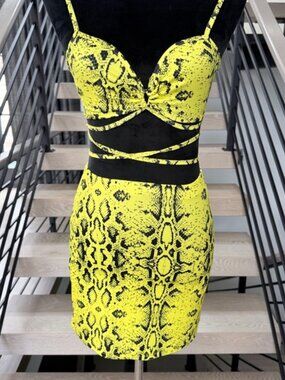 New Yellow Snakeskin Print Tie Front Skirt Set size S